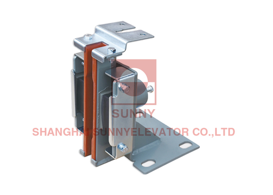 Độ rộng 10mm/16mm của giày dẫn hướng thang máy với tốc độ di chuyển chậm & giảm tiếng ồn